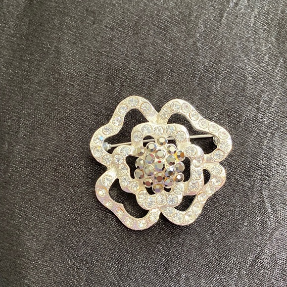 Vintage Brooch signed AAI - Picture 3 of 5